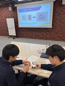 コラボレーションの様子